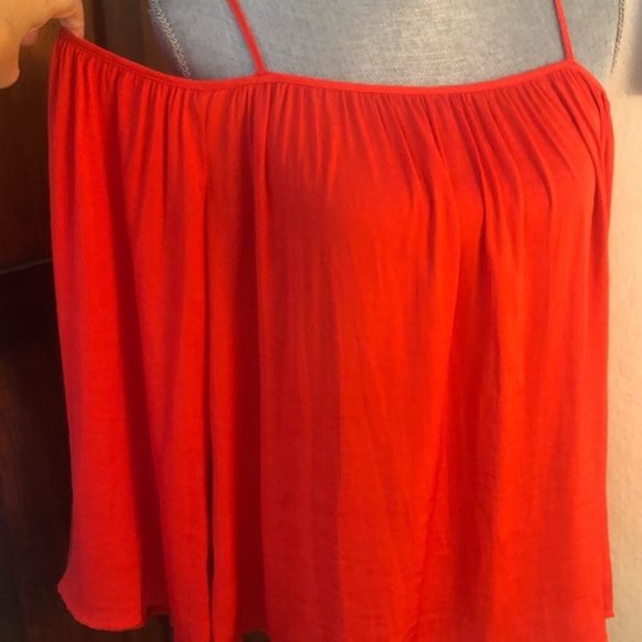 Vince Camuto | 2 x HP 🎉 Women's rumple cold shoulder blouse - Picture 2 of 9